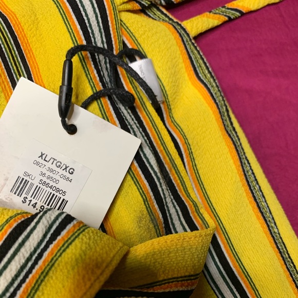 Cropped Tie Back Top - Picture 4 of 4